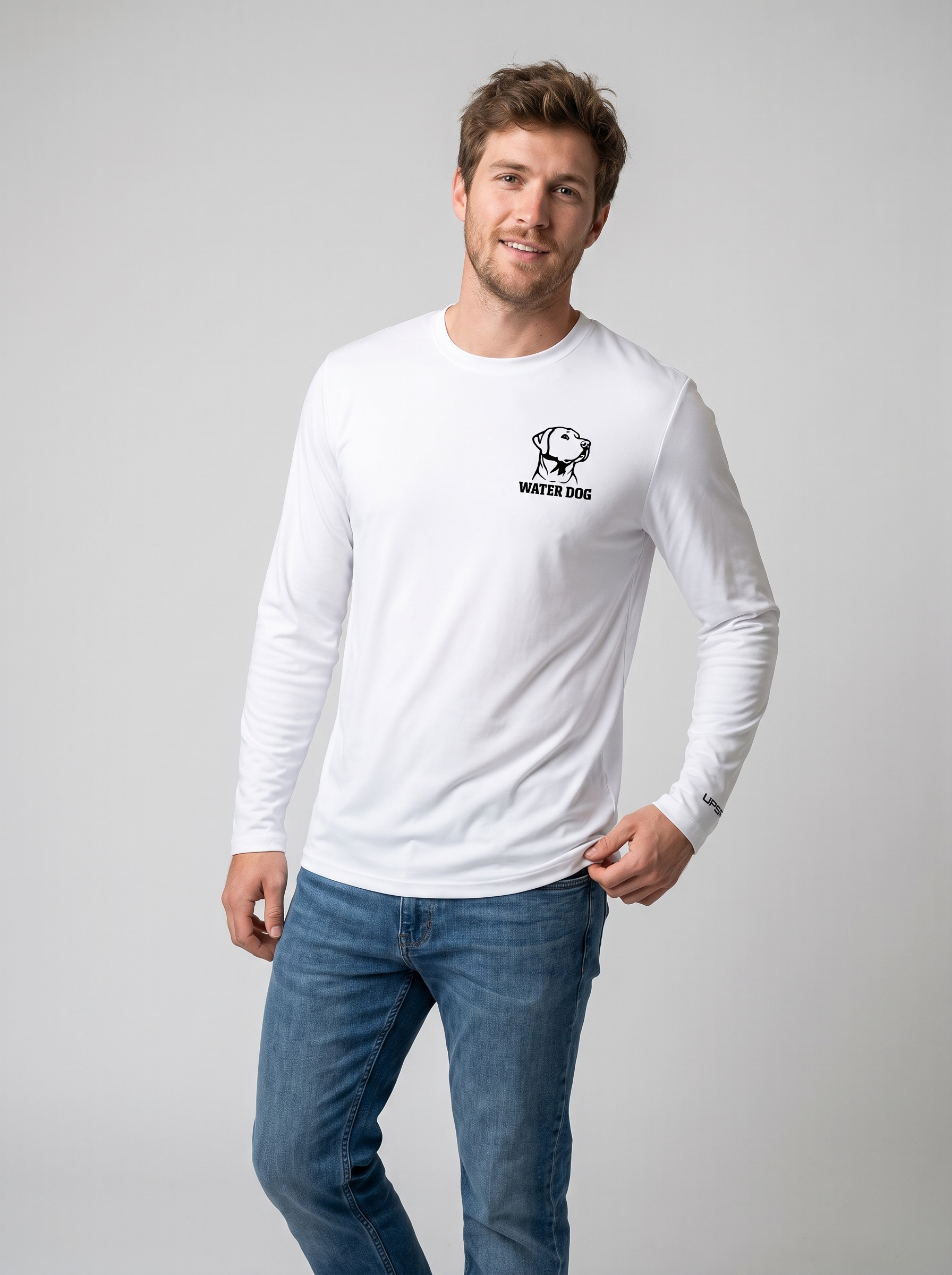 Logo Performance L/S - White front model