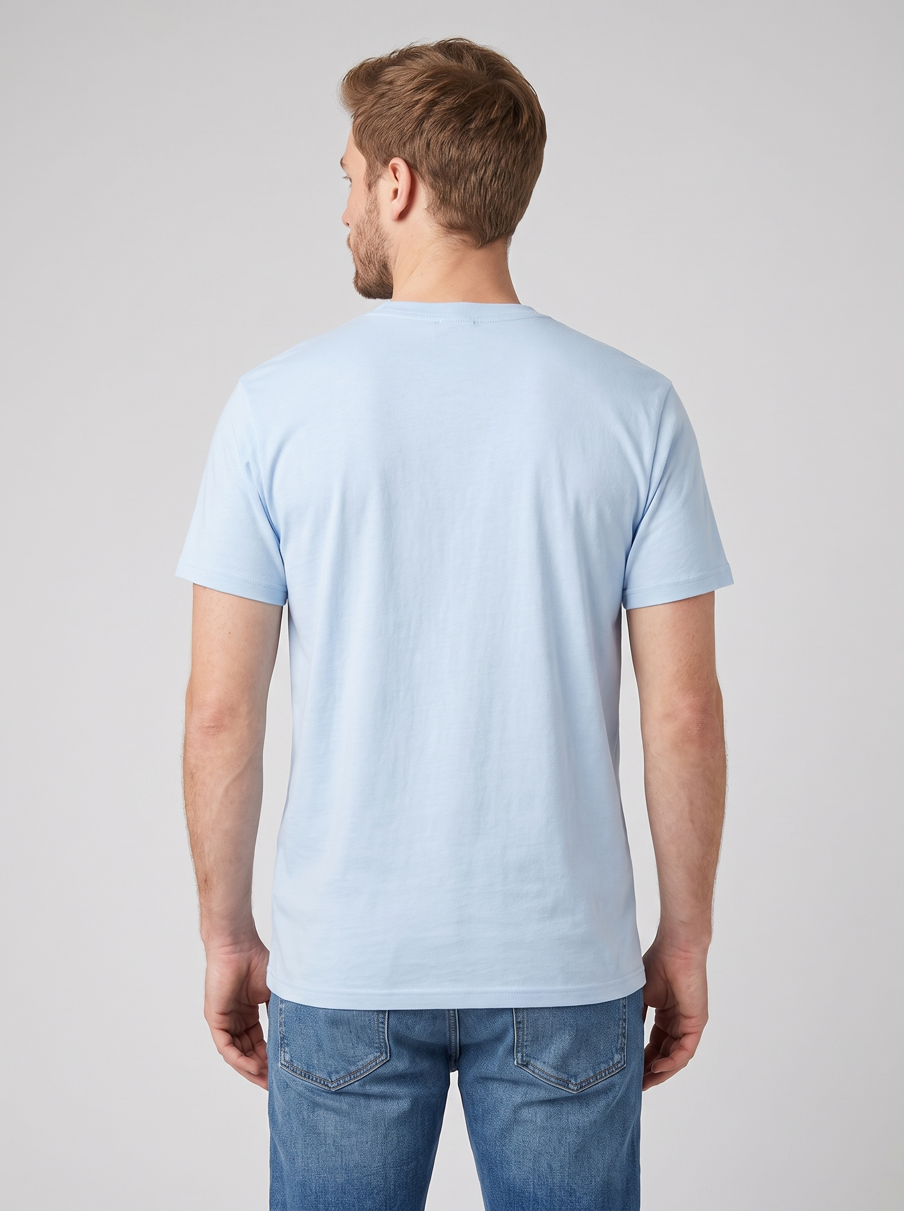 Logo Classic Tee - Frost back model